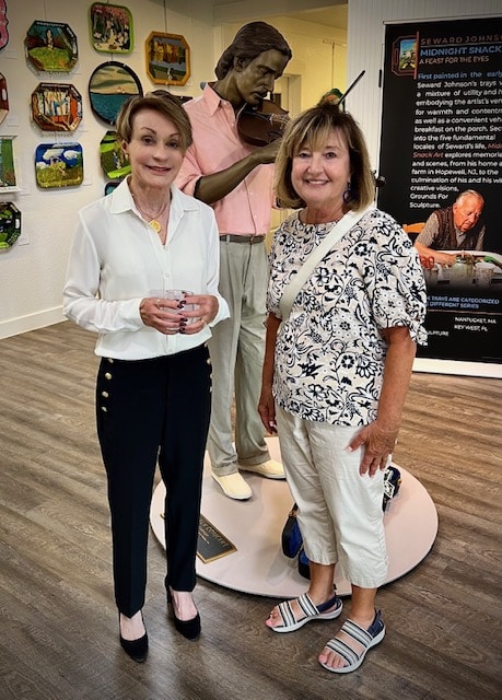 Ronda Schaer and Myrna David at the Steve Rogers Gallery, "Midnight Snack Trays… A Feast for the Eyes" Exhibit. MJ Schaer photo